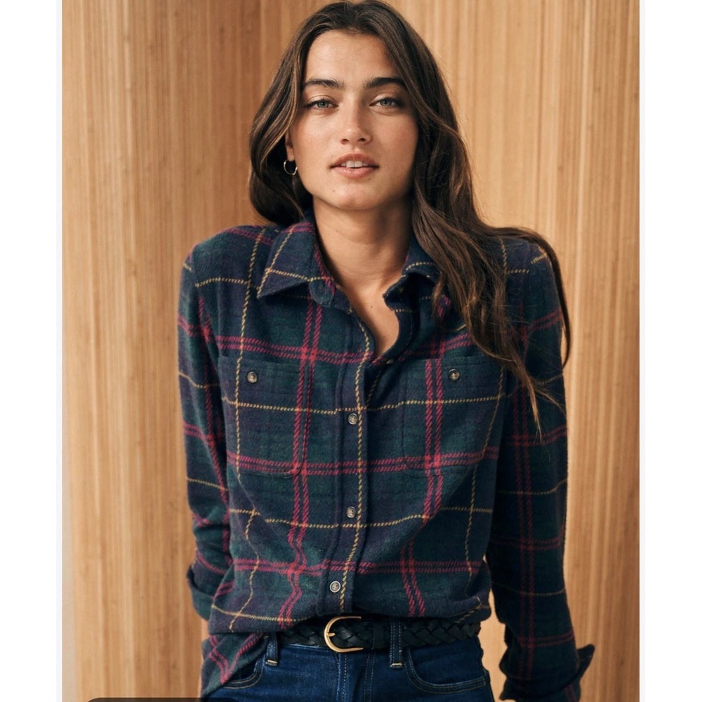 Faherty The Legend Sweater Shirt Sz M Navy Outer Limits Plaid Outdor Preppy